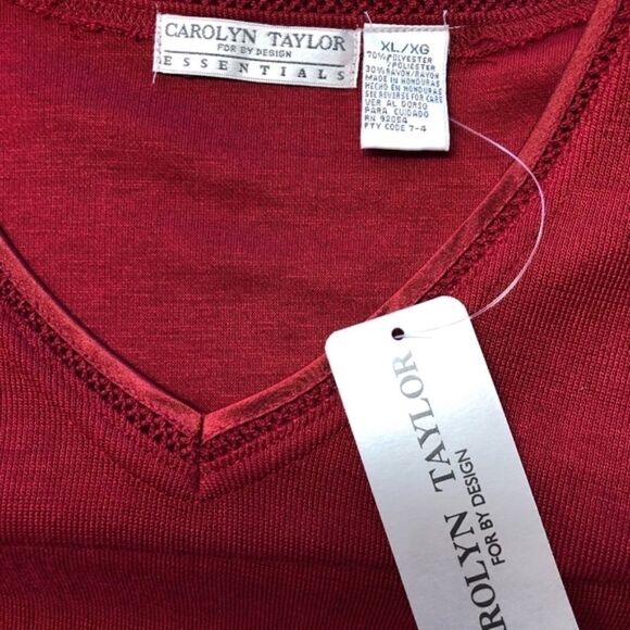 CAROLYN TAYLOR TOP Dark Red Short Sl… - Picture 3 of 5